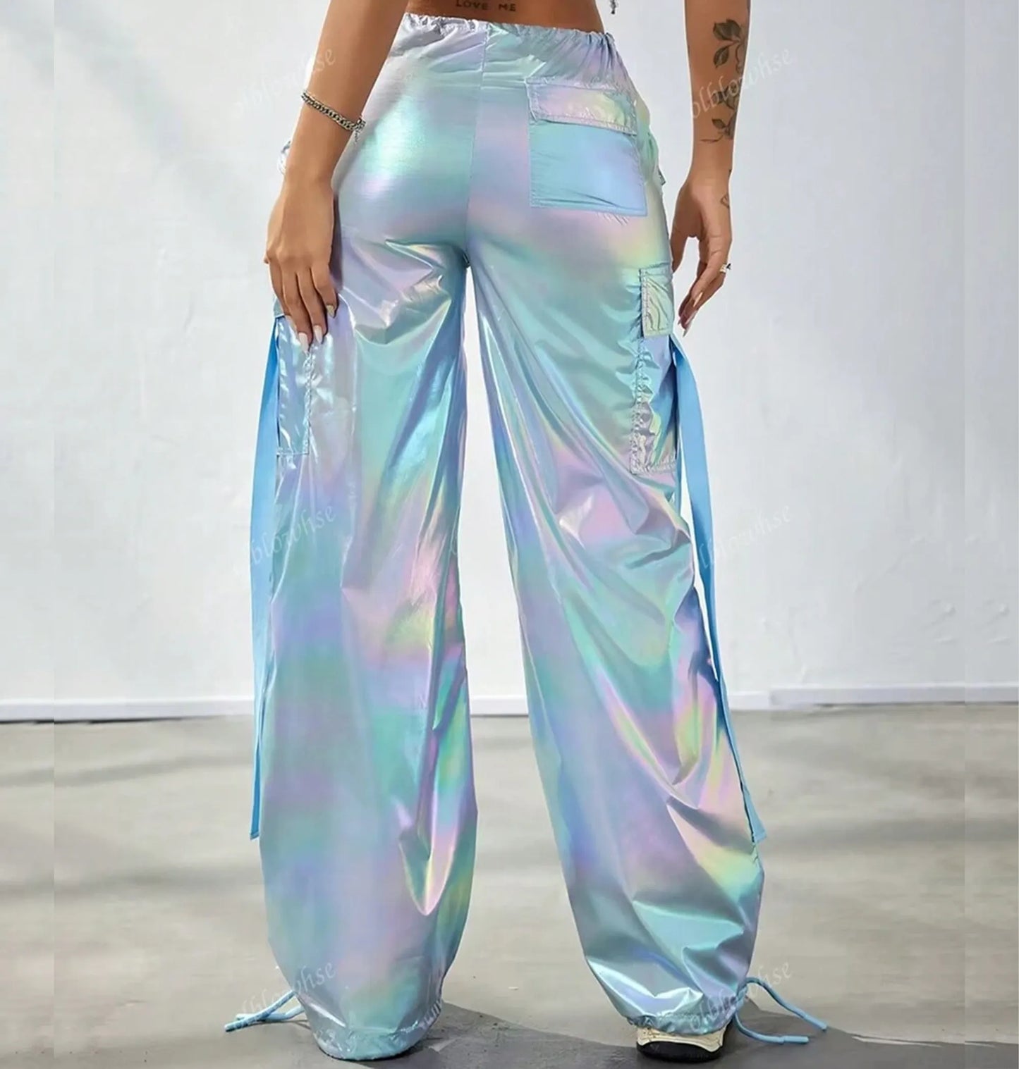 Calça Cargo Holográfica Y2K