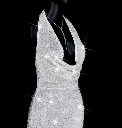 Vestido Sexy Halter Neck com Paetês e Costas Nuas | Elegante e Brilhante