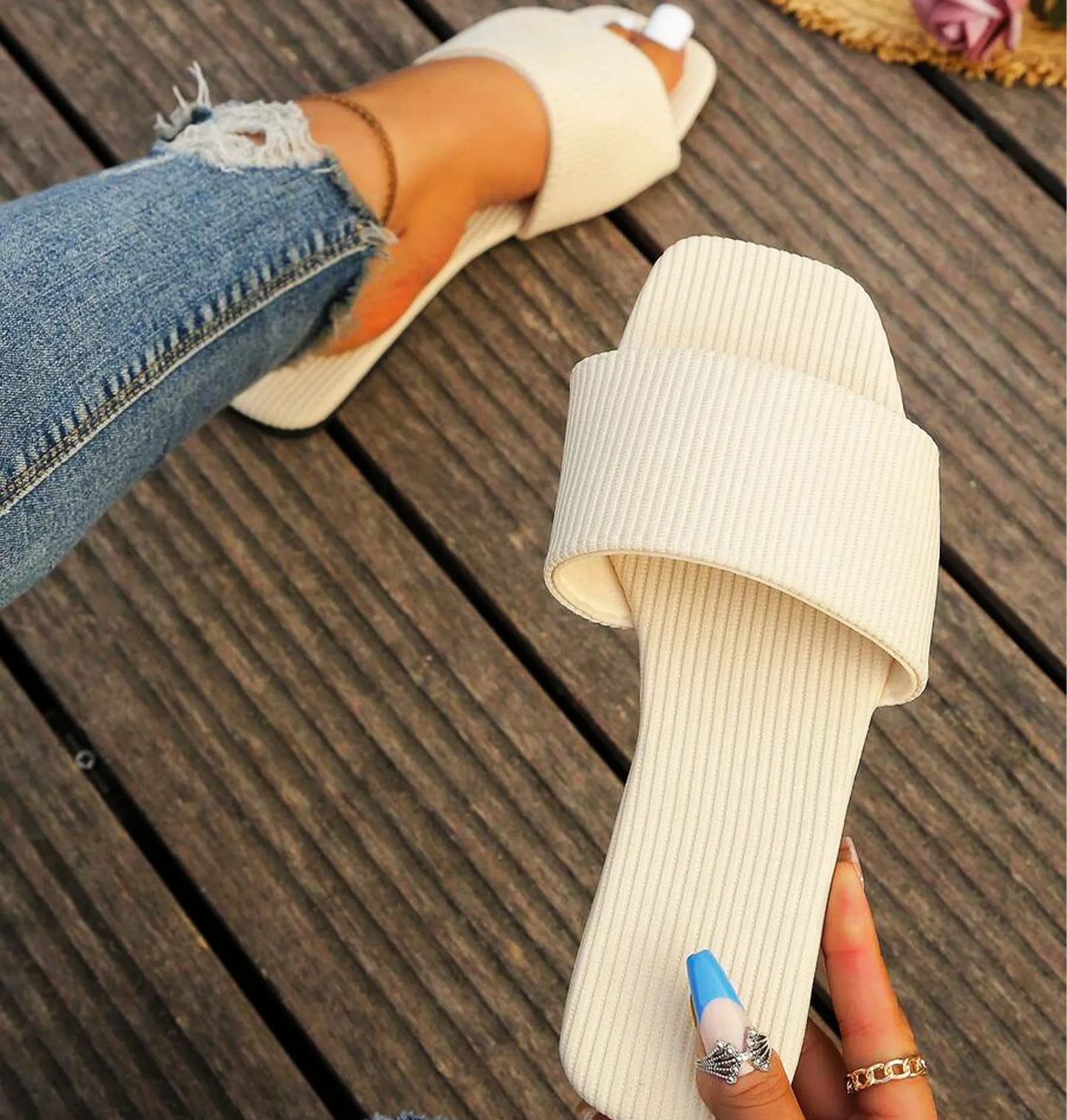 Sandália Rasteira Feminina Bella Summer | Conforto e Estilo