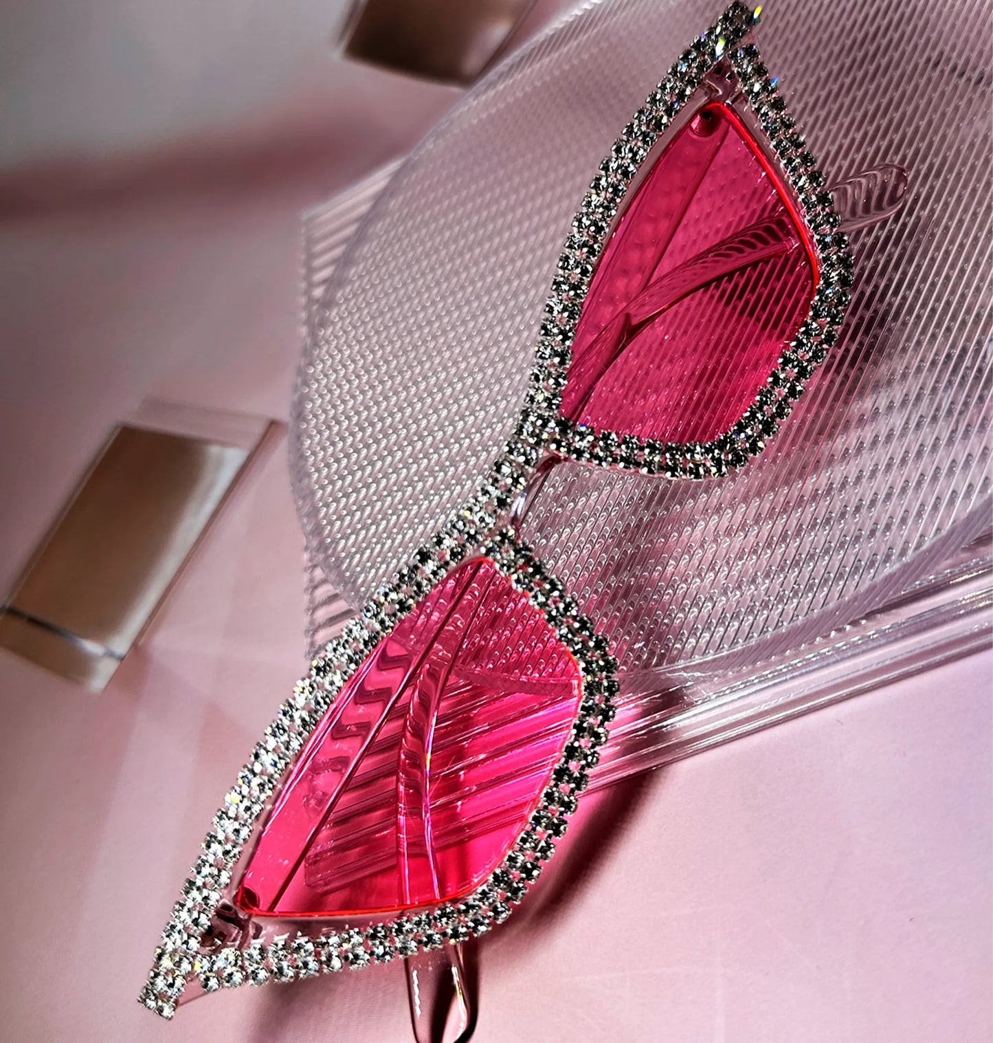 Óculos Y2K Luxo – Cristais & Strass Rosa