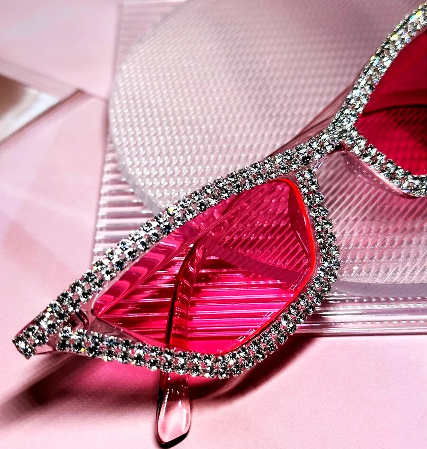 Óculos Y2K Luxo – Cristais & Strass Rosa